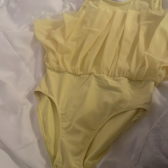 yellow dance costume - Picture 5 of 7